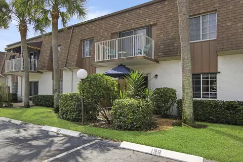 950 S Kanner Hwy #E6, Stuart, FL 34994 photo 1