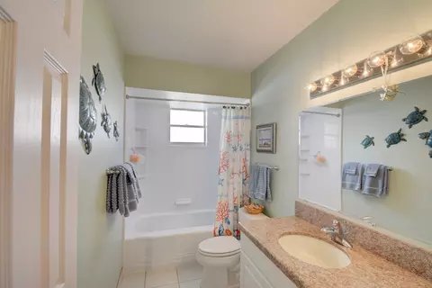 40 Pinehill Trl E, Tequesta, FL 33469 photo 18
