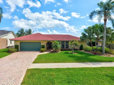40 Pinehill Trl E, Tequesta, FL 33469 photo 2