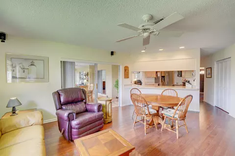 40 Pinehill Trl E, Tequesta, FL 33469 photo 13