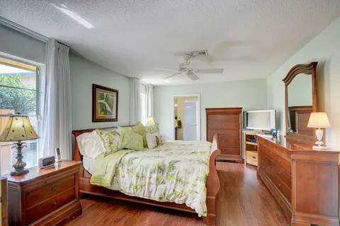 40 Pinehill Trl E, Tequesta, FL 33469 photo 14