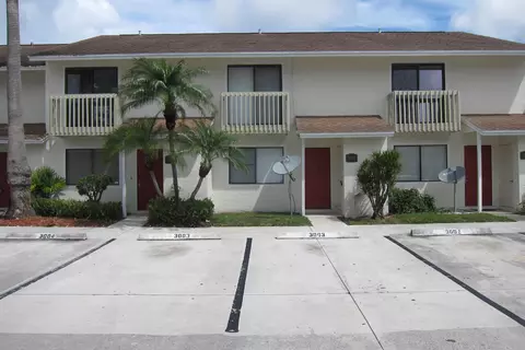 3003 Poolside Dr, Greenacres, FL 33463 photo 1