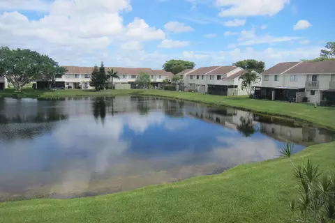 3003 Poolside Dr, Greenacres, FL 33463 photo 13