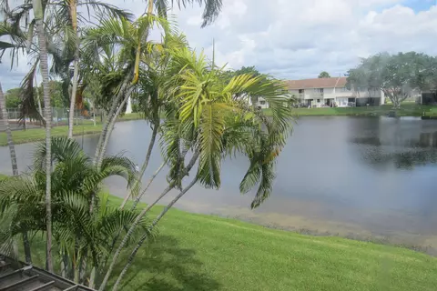 3003 Poolside Dr, Greenacres, FL 33463 photo 7