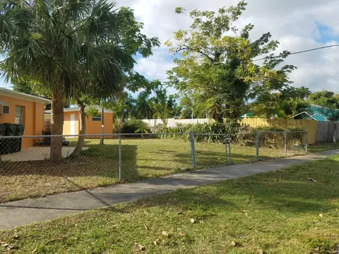 801 Wright Dr, FL 33461 photo 21