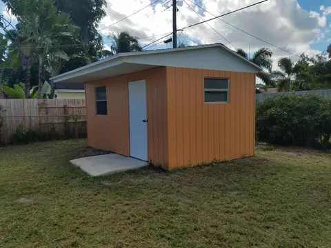 801 Wright Dr, FL 33461 photo 18