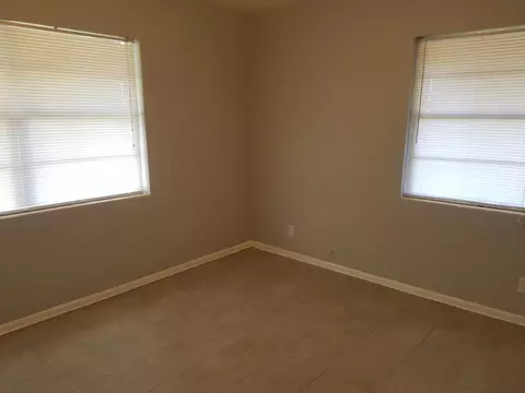 801 Wright Dr, FL 33461 photo 14