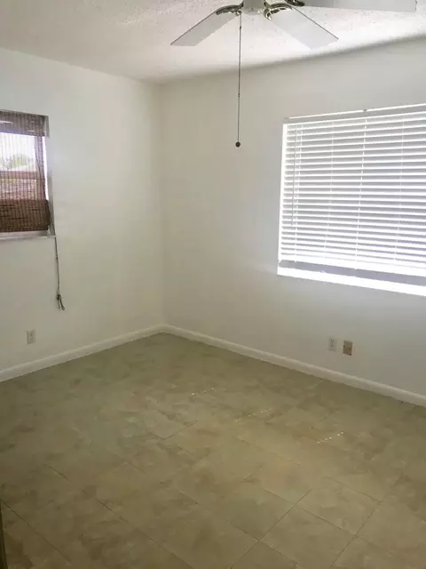 700 Suwanee Ave, Jupiter, FL 33458 photo 4