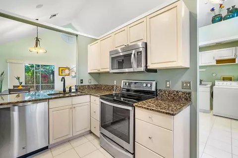6342 Leslie St, Jupiter, FL 33458 photo 5