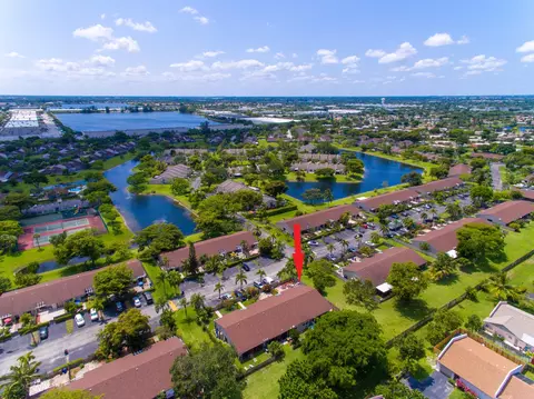 5012 E Lakes Dr, Pompano Beach, FL 33064 photo 28