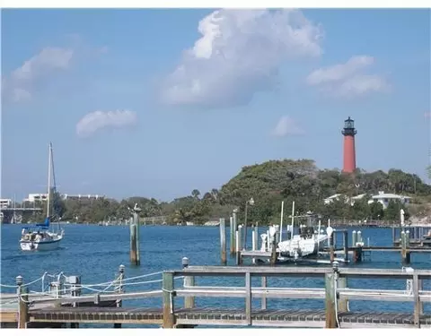 141 Lakeside Dr, Jupiter, FL 33458 photo 24