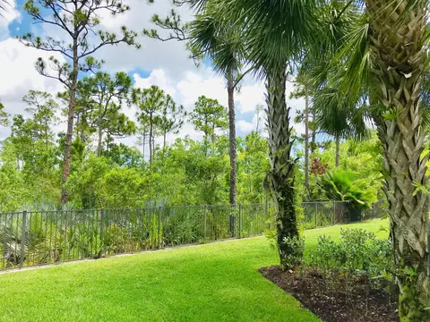 407 SW Walking Path, Stuart, FL 34997 photo 4
