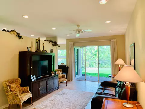407 SW Walking Path, Stuart, FL 34997 photo 5