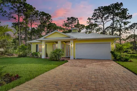 5618 SE 44th Ave, Stuart, FL 34997 photo 1