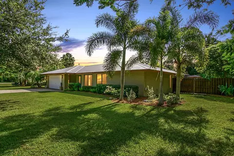 8437 SW 18th Ave, Stuart, FL 34997 photo 4