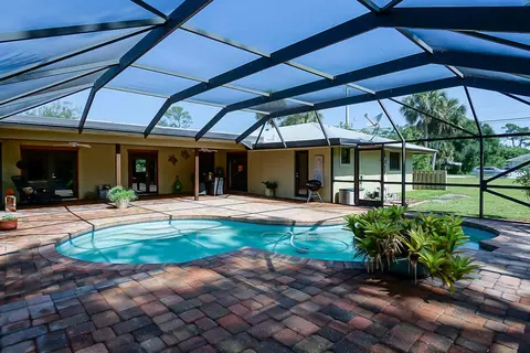 8437 SW 18th Ave, Stuart, FL 34997 photo 2