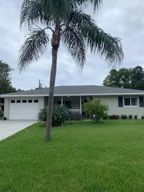 363 Beacon St, Tequesta, FL 33469 photo 1