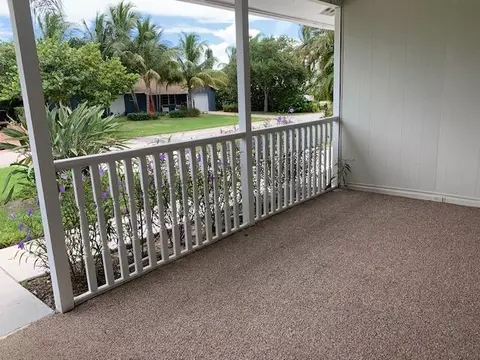 363 Beacon St, Tequesta, FL 33469 photo 4