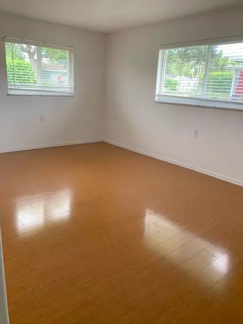 363 Beacon St, Tequesta, FL 33469 photo 11