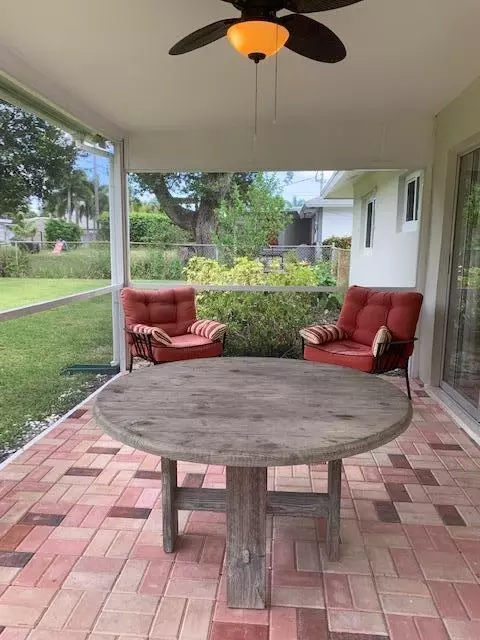 363 Beacon St, Tequesta, FL 33469 photo 17