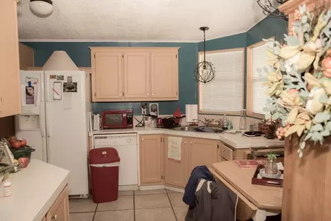 2498 SW Olds Pl, Stuart, FL 34997 photo 9