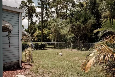 2498 SW Olds Pl, Stuart, FL 34997 photo 6
