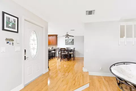 141 E Riverside Dr #6B, Jupiter, FL 33469 photo 5