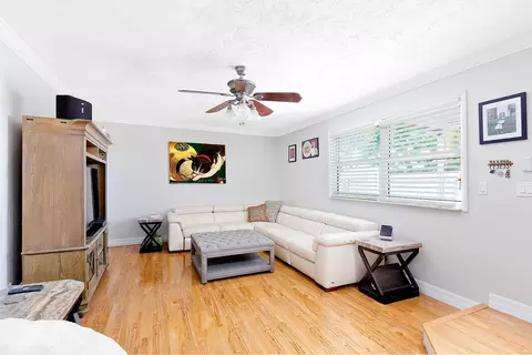 141 E Riverside Dr #6B, Jupiter, FL 33469 photo 4