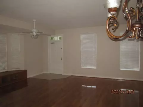 251 Murray Ct, Jupiter, FL 33458 photo 4