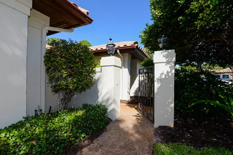 5380 SE Merion Way, Stuart, FL 34997 photo 2