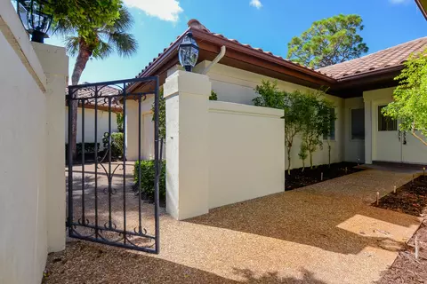 5380 SE Merion Way, Stuart, FL 34997 photo 3