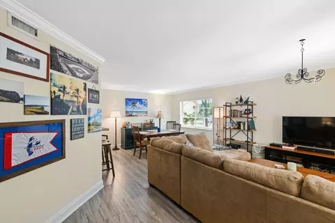 154 Seabreeze Cir, Jupiter, FL 33477 photo 6