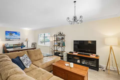 154 Seabreeze Cir, Jupiter, FL 33477 photo 7