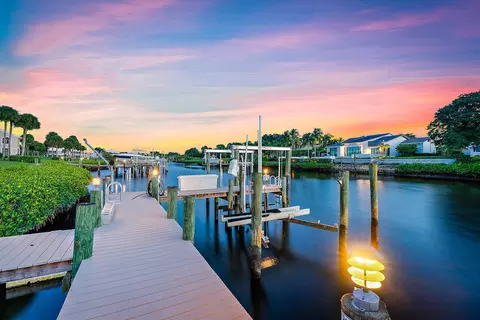2103 Captains Way, Jupiter, FL 33477 photo 24