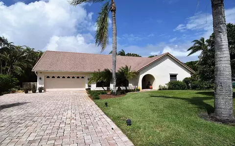 1689 NW River Trl, Stuart, FL 34994 photo 2