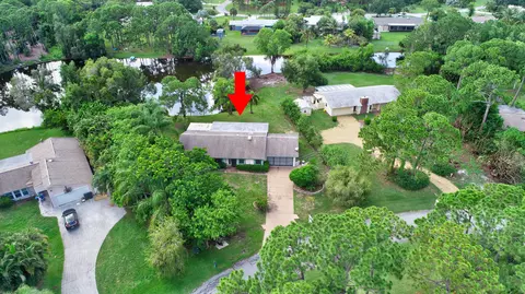2163 SE Meadowbrook Rd, Stuart, FL 34997 photo 2