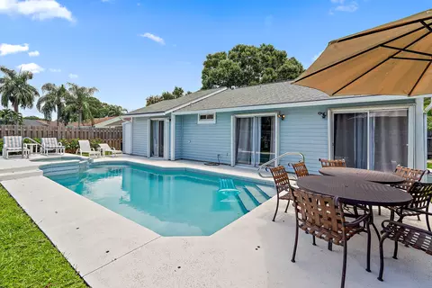 18311 Flagship Cir, Jupiter, FL 33458 photo 6