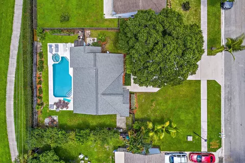 18311 Flagship Cir, Jupiter, FL 33458 photo 31