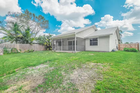 6774 SE Raintree Ave, Stuart, FL 34997 photo 5