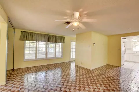 2598 E Golf Blvd, Pompano Beach, FL 33064 photo 8