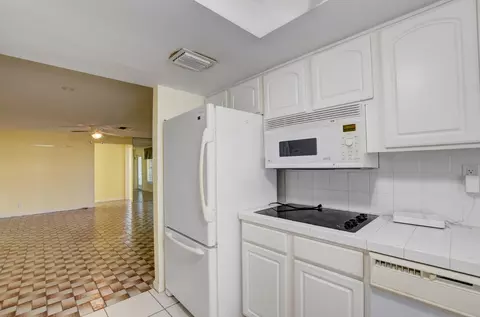 2598 E Golf Blvd, Pompano Beach, FL 33064 photo 13