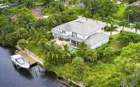 2090 NW Pine Tree Way, Stuart, FL 34994 photo 39