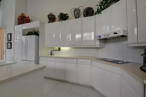 5648 NW 38th Ave, Boca Raton, FL 33496 photo 9