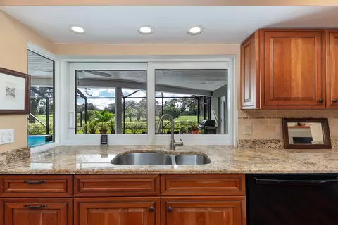 4273 SE Fairway E, Stuart, FL 34997 photo 15