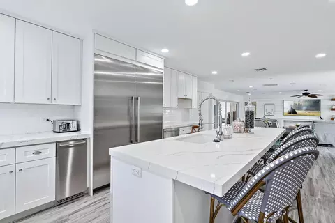 78 Golfview Dr, Tequesta, FL 33469 photo 5