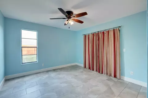 5735 SE Mitzi Ln, Stuart, FL 34997 photo 9