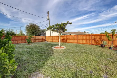 5735 SE Mitzi Ln, Stuart, FL 34997 photo 24