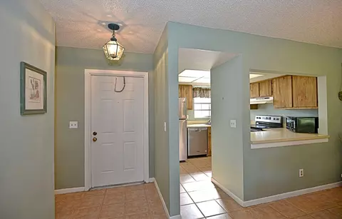 145 Doe Trl, Jupiter, FL 33458 photo 4