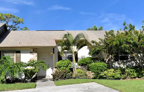145 Doe Trl, Jupiter, FL 33458 photo 1