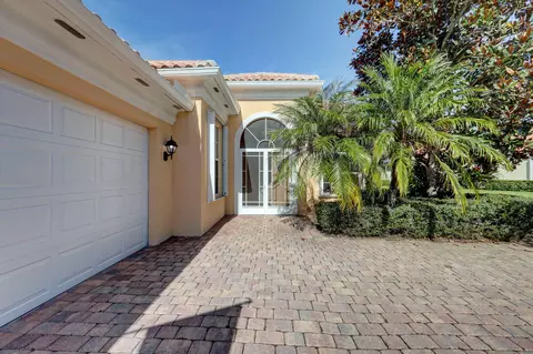 1493 SW Balmoral Trce, Stuart, FL 34997 photo 4